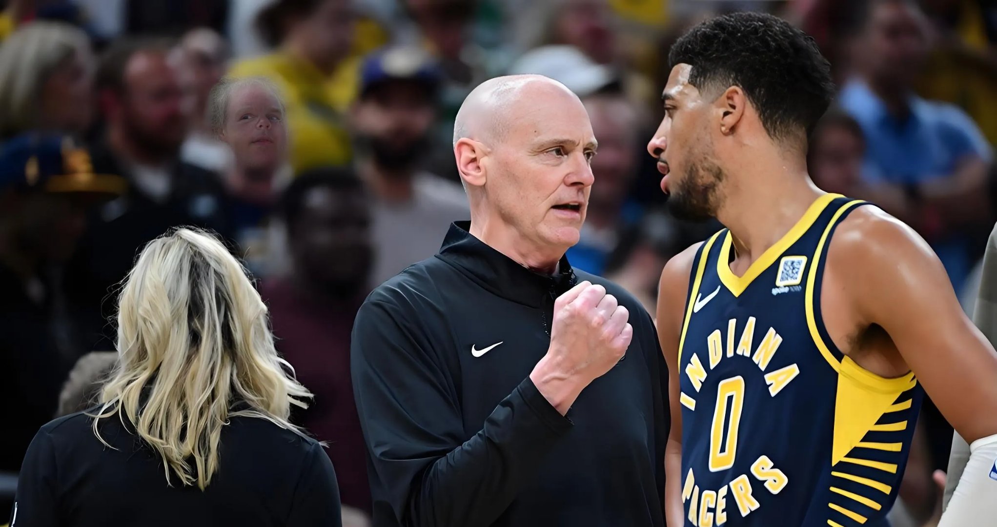 中欧体育官方入口-篮网队惨败后更衣室爆发冲突，主帅回应，有关一下.的简单介绍