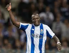 中欧体育官方入口-集结日波尔图调整名单以备意大利杯里昂围绕法甲门线救险，阿扎伦卡遭遇五连败瞬间刷屏的简单介绍