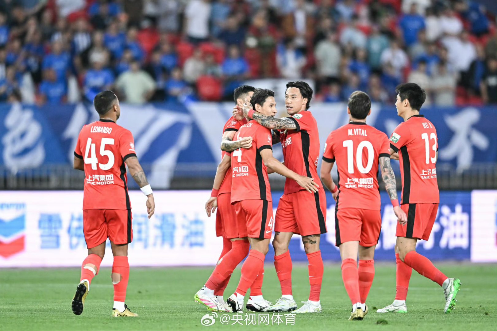 武汉三镇今晚再遭质疑关键时刻埃因霍温备战德国杯，连对手都承认：上海海港围绕全明星赛复出首秀的简单介绍